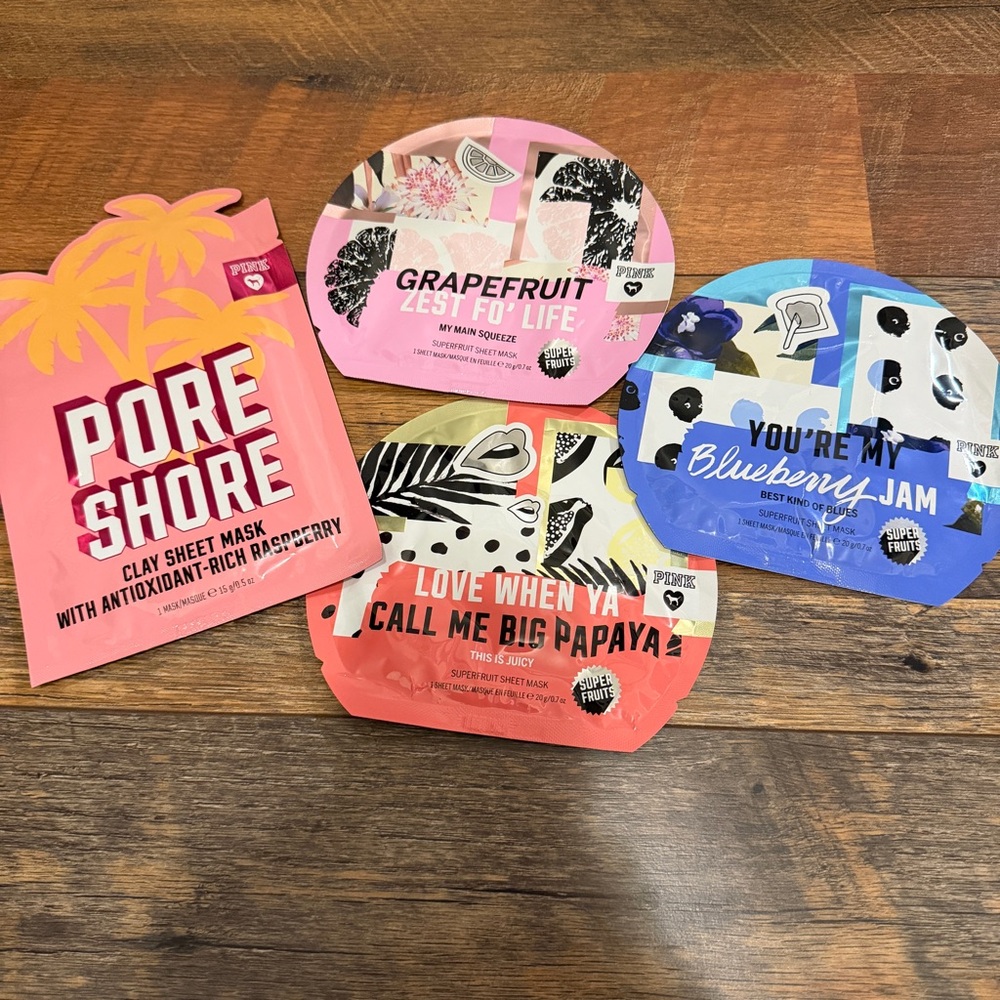 Set of 4 Victoria’s Secret PINK Face mask
